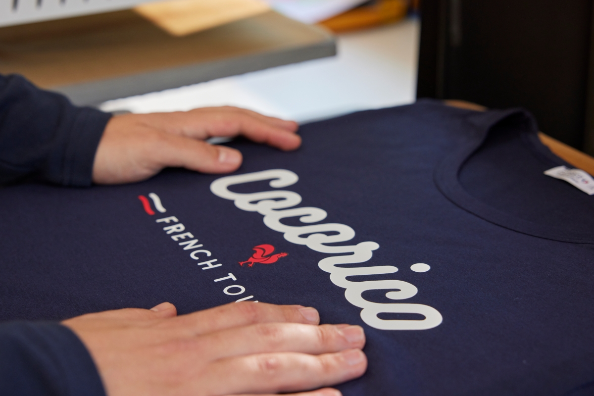 « Fabriqué en France » : pourquoi Cocorico se met à produire ses propres t-shirts