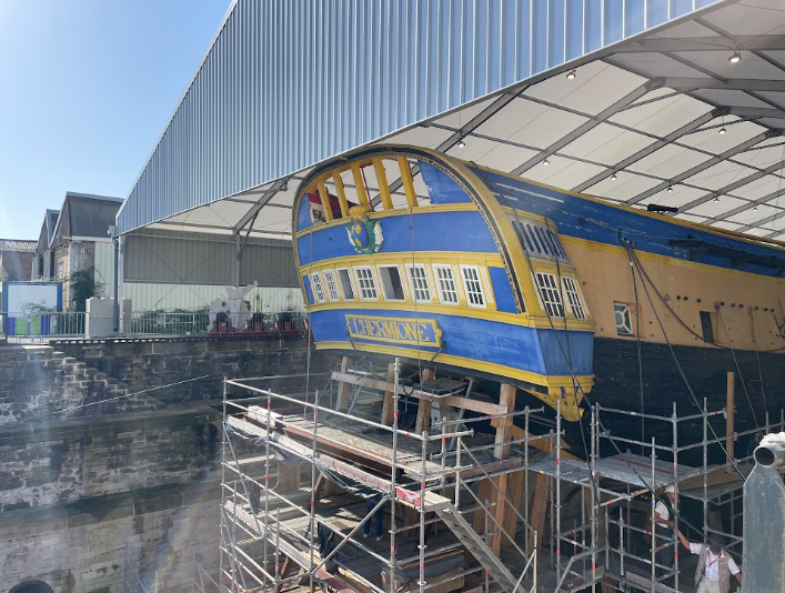 L'Hermione gagne six mois : le Tribunal de La Rochelle accorde une troisième période d'observation